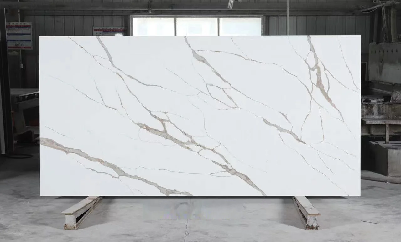Full slab of Delano CQM450 white quartz from Classic Quartz Stone